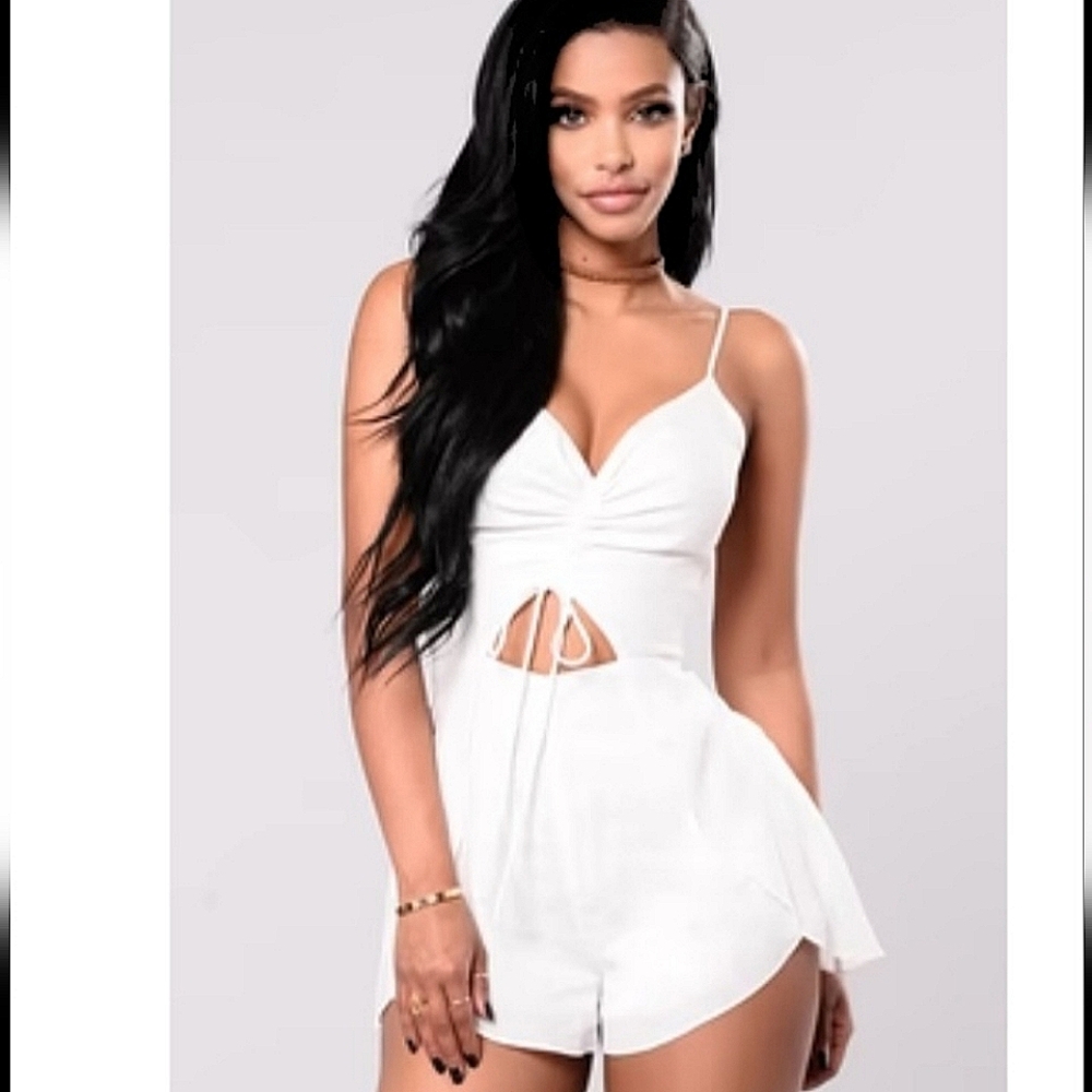 FASHION NOVA White linen romper, Size L
